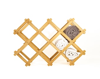 Wood Lattice Expendable Wine Rack Towel Holder 8 Bottle