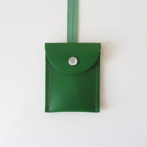 Leather Luggage Tag with Identification Card Tucked Inside Shamrock Green imagem 4