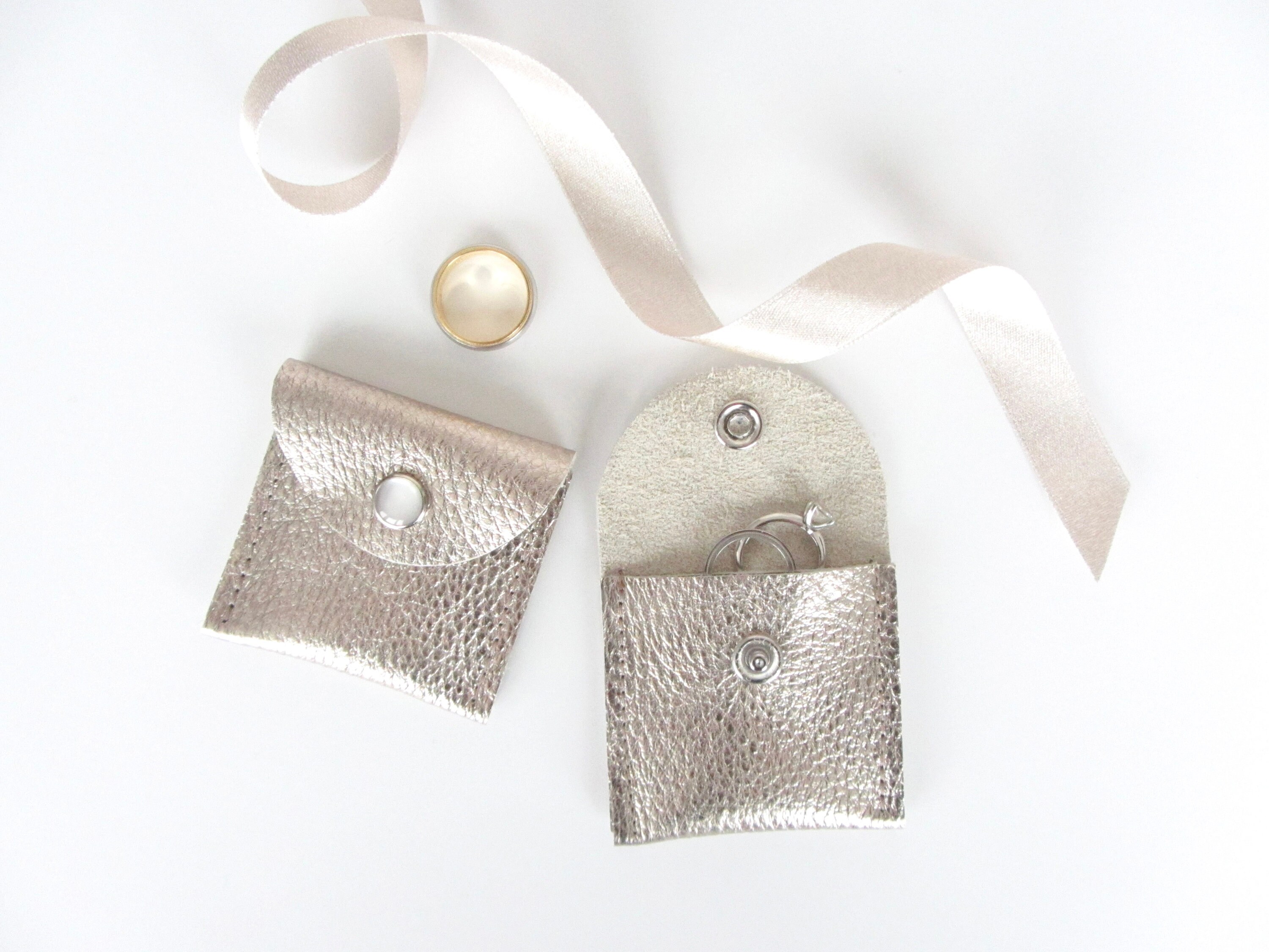 アクセサリーその他 SOPHIE HULME Pamela keyring Sophie Hulme Pamela Keyring In Silver | ModeSens