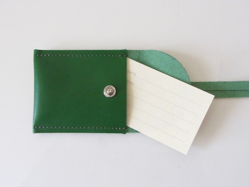 Leather Luggage Tag with Identification Card Tucked Inside Shamrock Green imagem 2