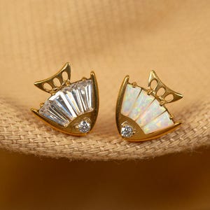 20G/18G/16G Baguette Fish Push Pin • Threadless Flat Back Earring • Tragus • Flat Back Stud • Helix Stud • Cartilage • Titanium LJ28.11