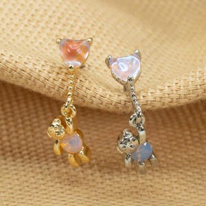 16G Hanging Bear Balloon Ball Back Stud - Screw Back Stud - Teddy Bear Earrings - Cartilage Piercing - Helix Stud - Gold - Silver - LJ24.9