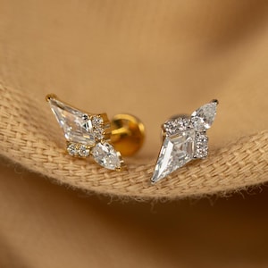 16G Rhombus Flat Back Stud - Screw Back Stud - Kite Earrings - Cartilage Piercing - Helix Stud - Gold - Silver - LJ31.16