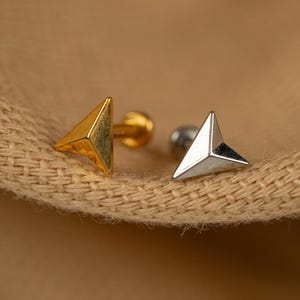 20G/18G/16G Three Point Star Push Pin • Threadless Flat Back Earring • Tragus • Flat Back Stud • Helix Stud • Cartilage • Titanium LJ30.24