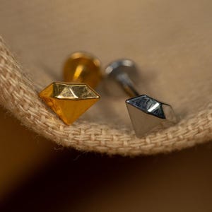 16G Diamond Flat Back Stud - Screw Back Stud - Rhombus Earrings - Cartilage Piercing - Helix Stud - Gold - Silver - LJ29.33