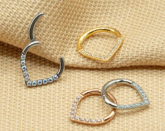 16G Chevron Pointed Hoop • Titanium Clicker Hoop • Dainty Septum Ring • Hoop • Cartilage Earring • Helix Piercing • Daith Hoop • LJ8.30
