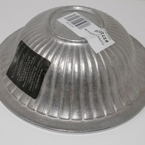 Wilton Armetale Flutes and Pearls Small Round Bowl #272034 image 9