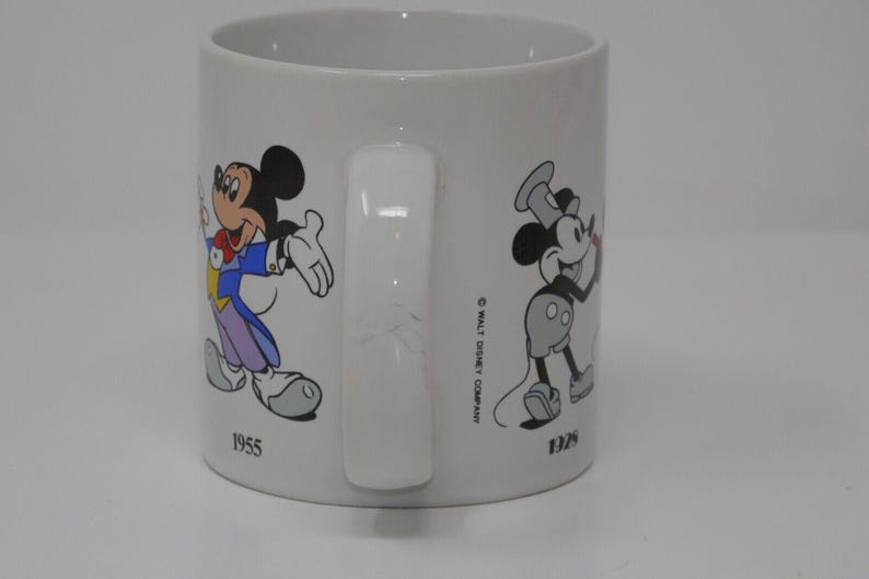 Taza de cerámica de 355 ml (Aplausos, Disney Mickey Mouse a través de los años) imagen 5