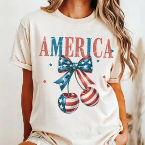 Camisa Comfort Colors America Cherrys, Camisa para mujer del 4 de julio, Bandera de EE. UU., Camisa retro Cherry America Coquette, Camisa femenina de EE. UU., Día de los Caídos