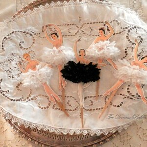 Cygne noir. Toppers de poupée ballerine de style vintage avec tutus ébouriffés, blancs ou noirs, pour cupcakes, gâteaux, apéritifs image 3