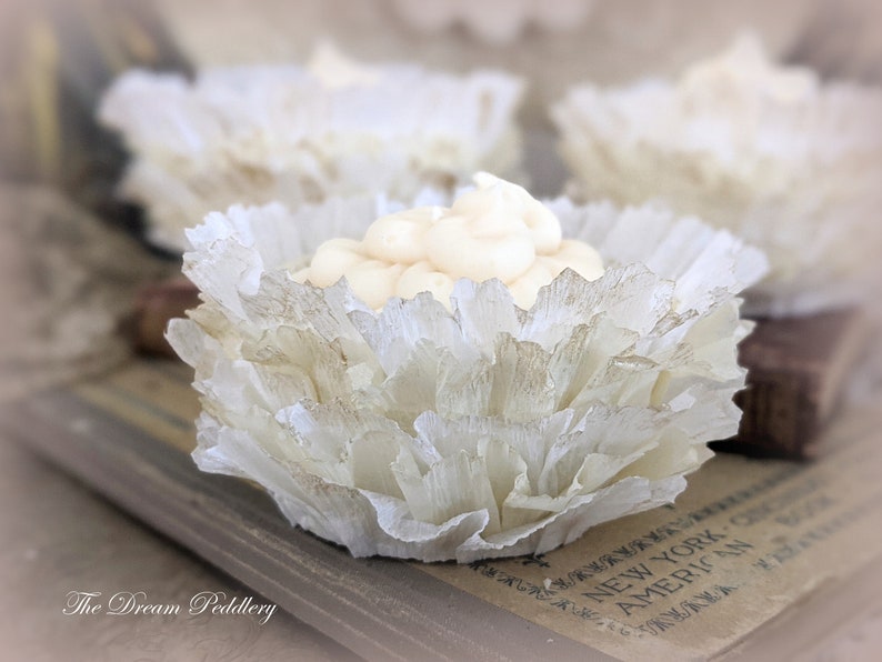 Creme Fraiche Ruffles. Ruffled Crepe Cupcake Wrappers in White and Cream image 3