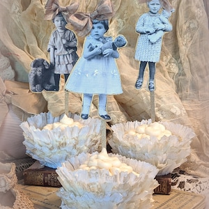 Creme Fraiche Ruffles. Ruffled Crepe Cupcake Wrappers in White and Cream image 2