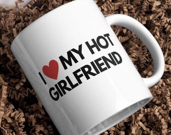 「I Heart My Hot Girlfriend」マグカップ、セラミックコーヒーカップ、レズビアンギフト