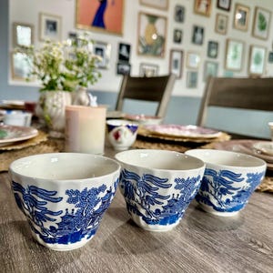 Vintage Churchill Blue Willow Tea Cups, set of 3