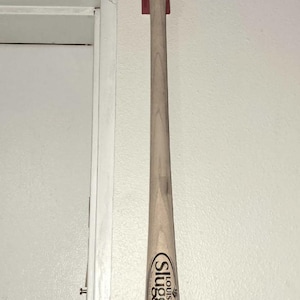 Baseball Bat Holder – Wall Mount Rack for Baseball, Softball, Training Gear, Bat Storage, Kids Room, Sports Display or Collector Gear