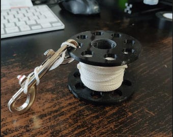 Carrete grande para buceo: línea de 20 m a 35 m para buceo SMB, en pecios, en cuevas o técnico. Carrete de dedo duradero con despliegue suave de la línea.