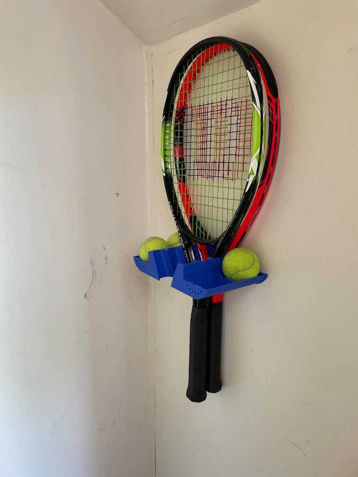 Tennis Racquet and Ball Holder, Wall Mount Rack for 4 Large Rackets and ...