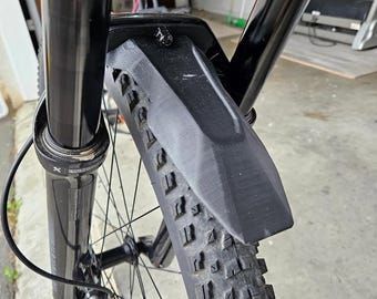 RockShox Mudguard - Durable Mud Protection for RockShox Forks, Easy Installation And Trail Ready - Multicolor