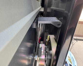 Off Grid Trailer Fridge/Door Clasp