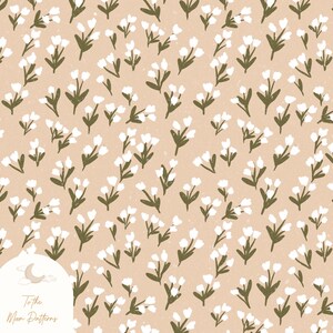 Seamless White Wildflower Pattern | Beige Floral Background | Rustic Cottagecore Digital Paper | Vintage Botanical Fabric Design