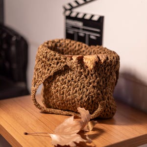 Karamellfarbene handgemachte Häkel-Einkaufstasche – Boho Papiergarn Schultertasche – umweltfreundliche Stricktasche – Geschenk für sie