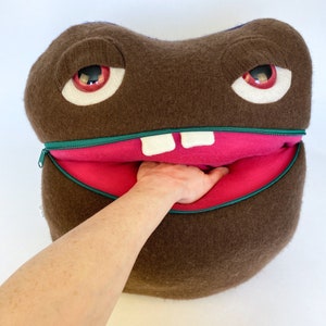 Gordo the my friend monster™ plush stuffed animal zipper pocket mouth ugly doll pyjama bag image 5