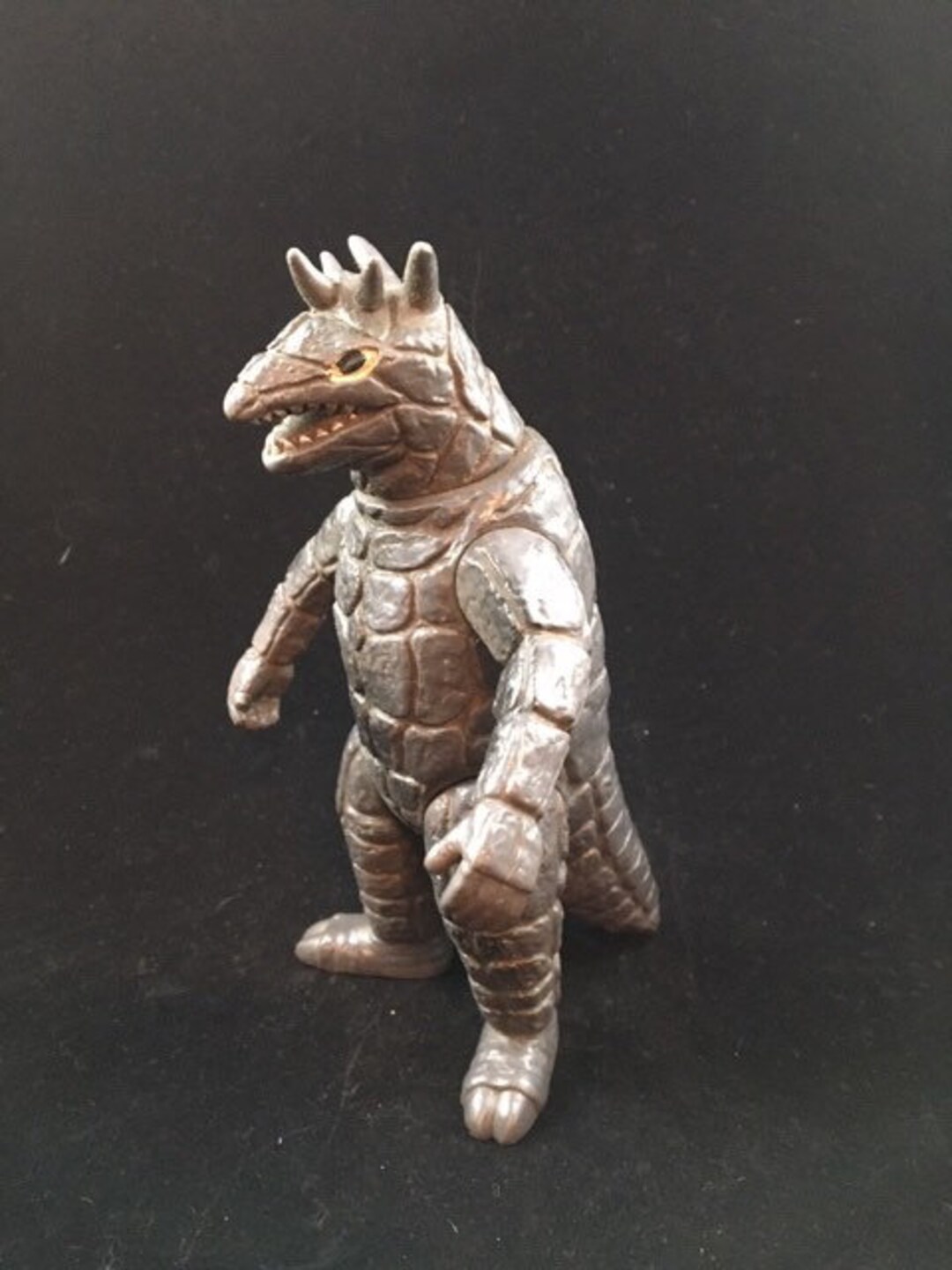 Bandai Ultraman Ultra Monster (kaijū) Dorako Vinyl Figure - 1983
