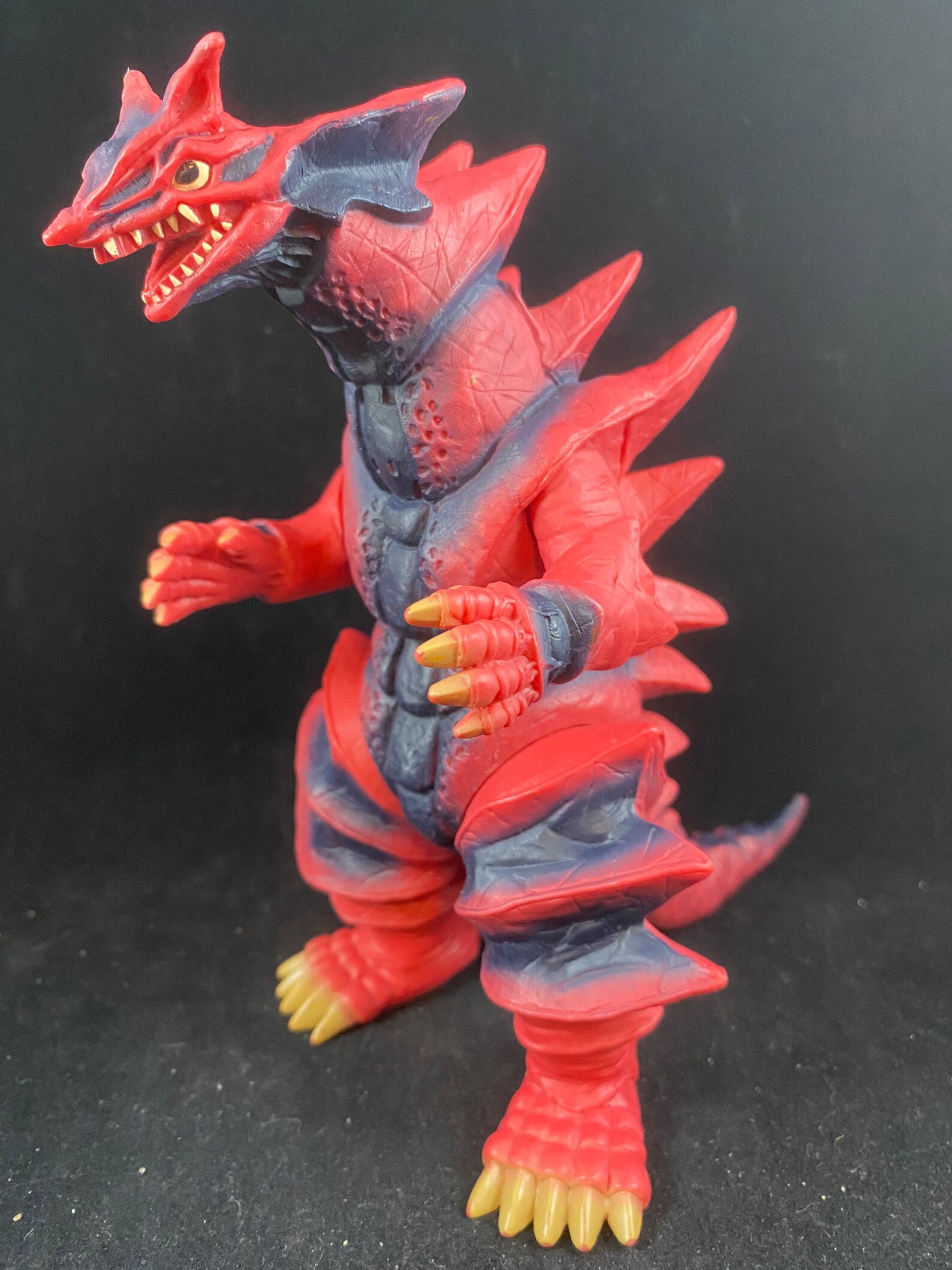 Bandai Ultraman Ultra Monster Kaiju Monsarger AKA | Etsy