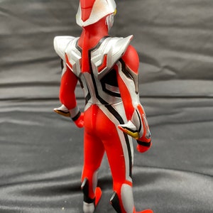 Bandai Ultraman vinyl figure Ultraman Nexus Junis Form 2000s image 5