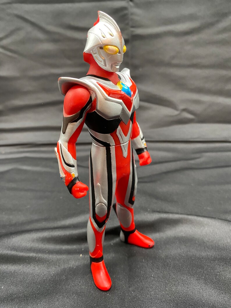 Bandai Ultraman vinyl figure Ultraman Nexus Junis Form 2000s image 6