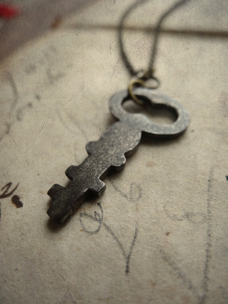 Antique Skeleton Key Necklace Significance No. 030 Etsy