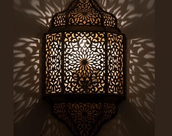 Brass Wall sconce: A traditional Antique