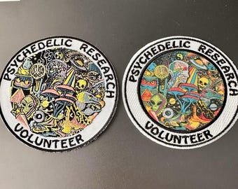 Lot de 2 écussons thermocollants brodés Psychedelic Research Volunteer 3,5 pouces | Badges hippie trippy pour vestes, chapeaux et sacs | Ensemble à coudre festival