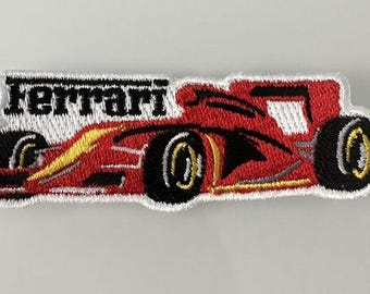 Broderad stryklapp för racerbilar 3,5 cm x 7,5 cm | Samlarmärke för motorsport för jackor, mössor och utrustning