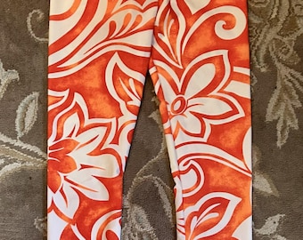 Size 5 girls Orange and White Floral Leggings, Made in the USA, Play clothes, girls pants, children's clothing. MaryAngelboutique