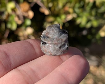 Yooperlite Mini Jack-o'-lantern Crystal Carving