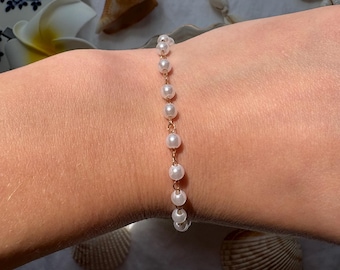 Delicate Pearl Bracelet