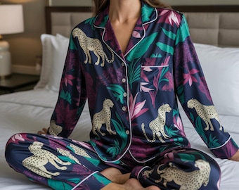 Leopard Satin Pajamas Set, Womens Satin Pajamas, Animal Print Pyjamas Set, Silk Leopard Tropical Pattern Loungewear, Women Matching Pajamas