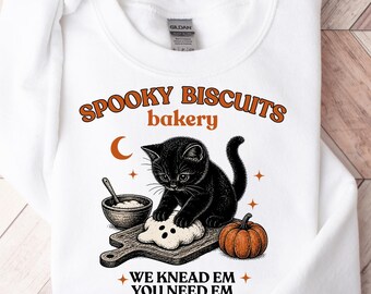 Bluza z nadrukiem "Kitty Biscuits", jesienna bluza z nadrukiem "Spooky Season Tee" z czarnym kotem, sweter z dynią w stylu vintage, prezent dla miłośników kotów na jesień