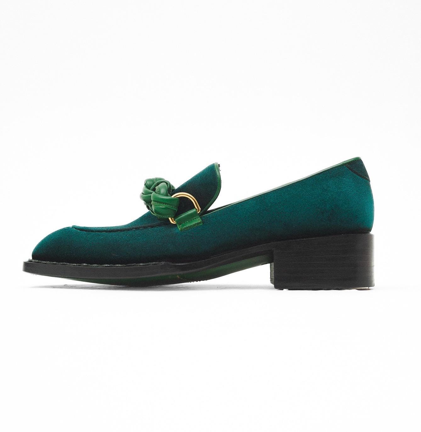 Premium Handmade Velvet Loafers: Green Braided Dress Shoes, Fiddle
