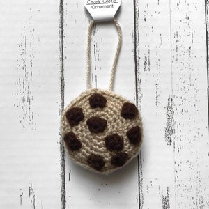 Adorno para árbol de Navidad con galleta de chocolate - Tejido a mano