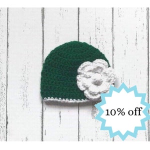 Green Infant Crochet Hat with White Flower