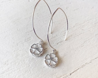 spring blossom // silver-plated baby botanical flower bloom charm earrings // boho dainty dangle drop style // lightweight simple everyday