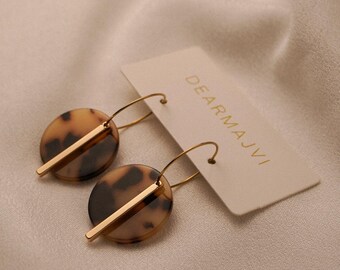 Leopard Ohrringe rund // Acetat Creolen // Statement Ohrringe 18K vergoldet // Leo Ohrhänger mit Gold Stab // Leichter Gold Schmuck Damen