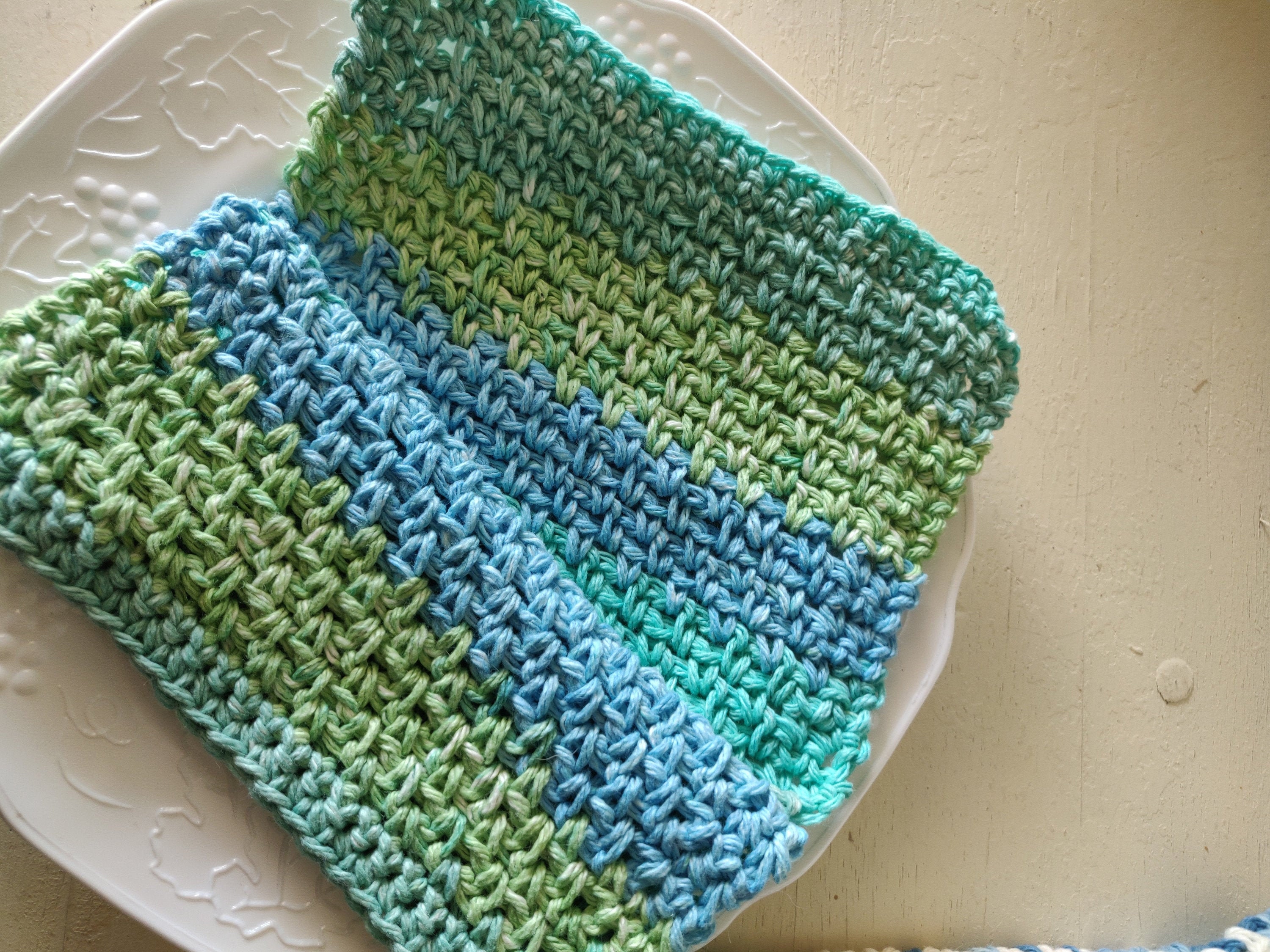Set of 2 Variegated Crochet Washcloth Set Set of 2 Variegated Crochet Washcloth Set