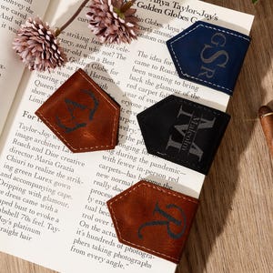 Engraved Initials/Name Magnetic Bookmark, Personalized Leather Magnetic Bookmark, Gift for Readers, Book Lover Gifts, Gift for Men