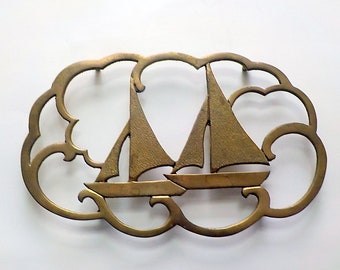 Brass Sailboat Trivet, Brass Kitchen Accessory, 9 1/2" by 6 1/4", Brass Table Setting