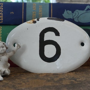 Vintage house number | enamel number | porcelain number | door number | plaque | number 6 or 9