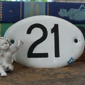 Vintage house number | enamel number | porcelain number | door number | plaque | number 21