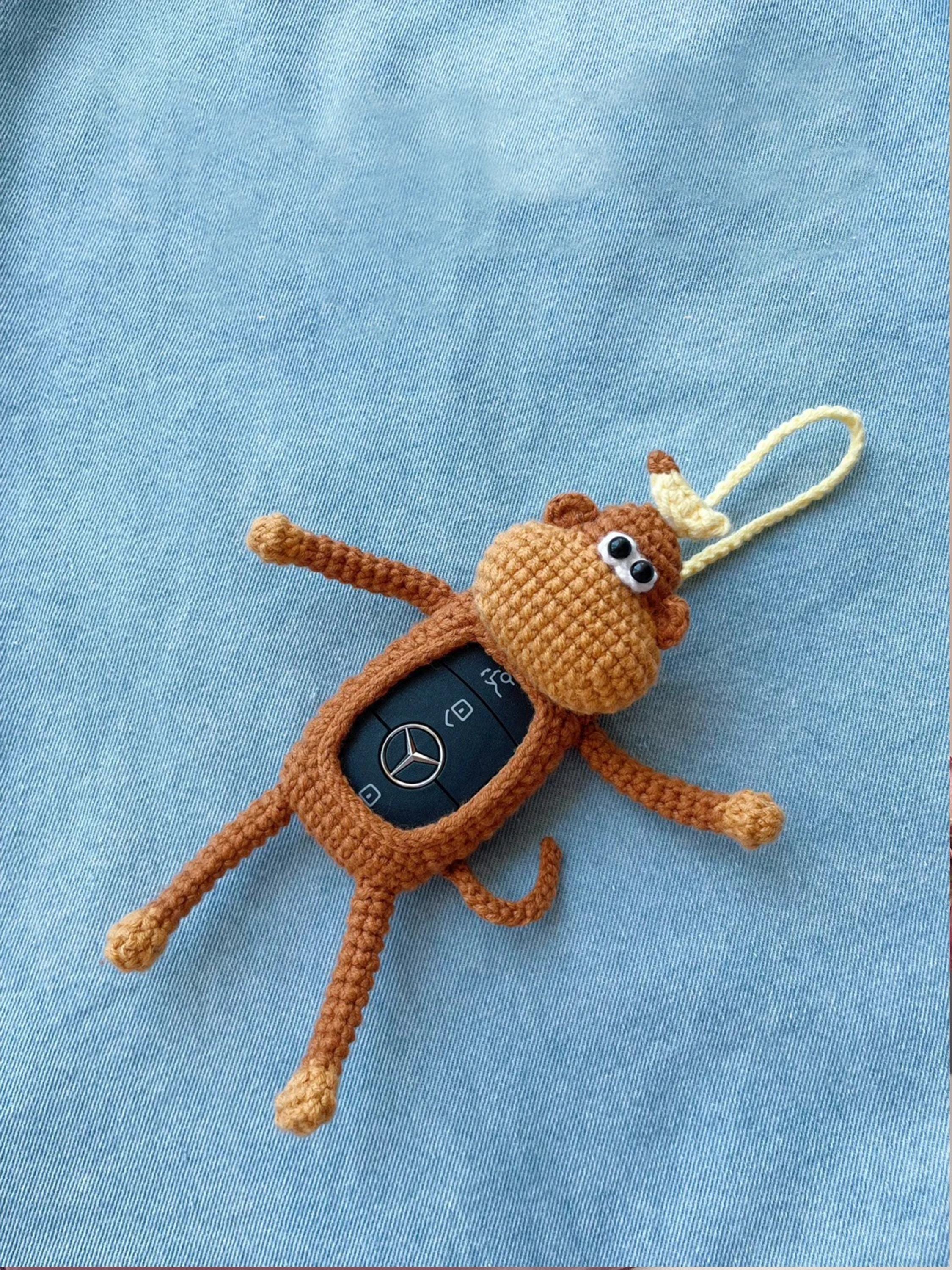 Crochet Monkey Car Key Cover Pattern Cute Keychain DIY Gift Handmade Animal Key Protector Funny Car Key Accessory back to school